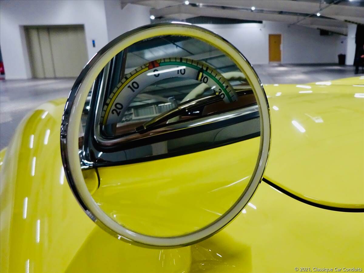 1963 Mercedes-Benz 300SL Roadster wing mirror temperature gauge